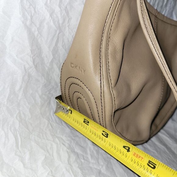 DKNY small half moon tote - Picture 8 of 9